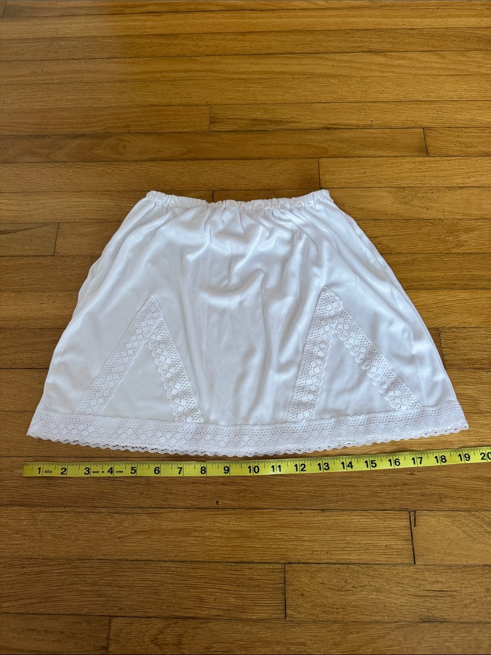 White Lace Slip, Size XS 🤍
